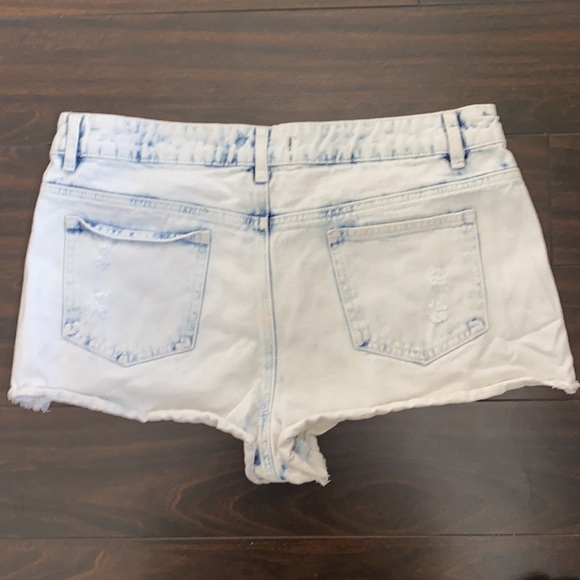 Bundle 4 for $20😀 Forever 21 Jean shorts size 30 - Picture 2 of 5